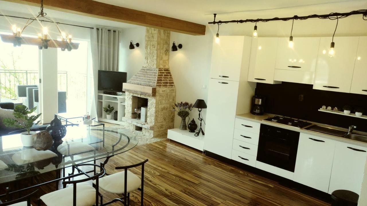 Villa Diamond Žrnovnica Exterior foto